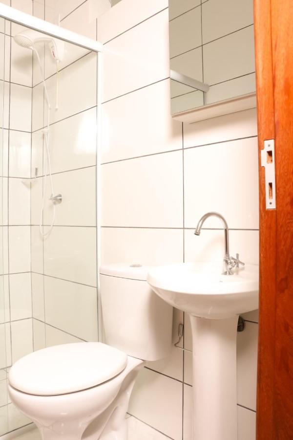 פלהוקה Residencial Mar Azul Praia Da Pinheira מראה חיצוני תמונה