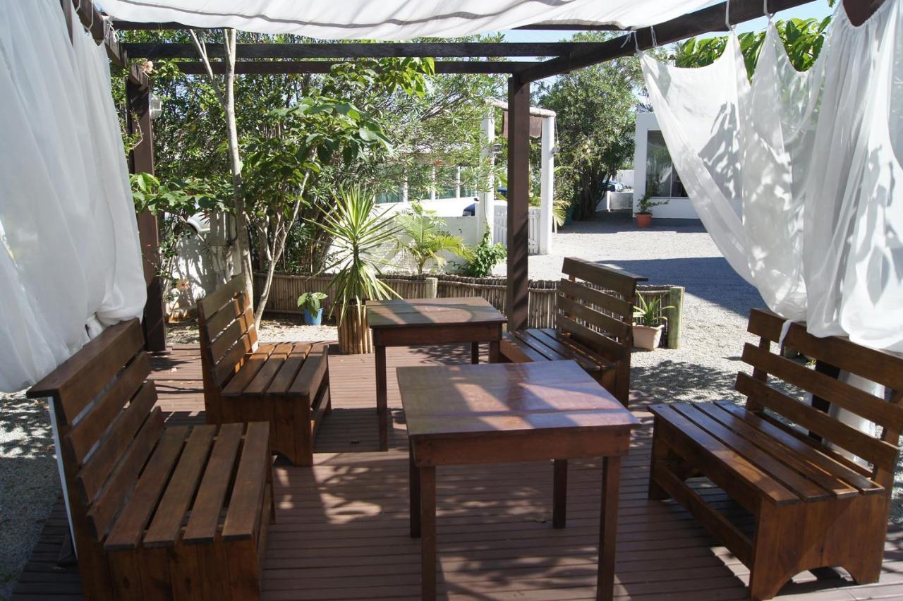 פלהוקה Residencial Mar Azul Praia Da Pinheira מראה חיצוני תמונה