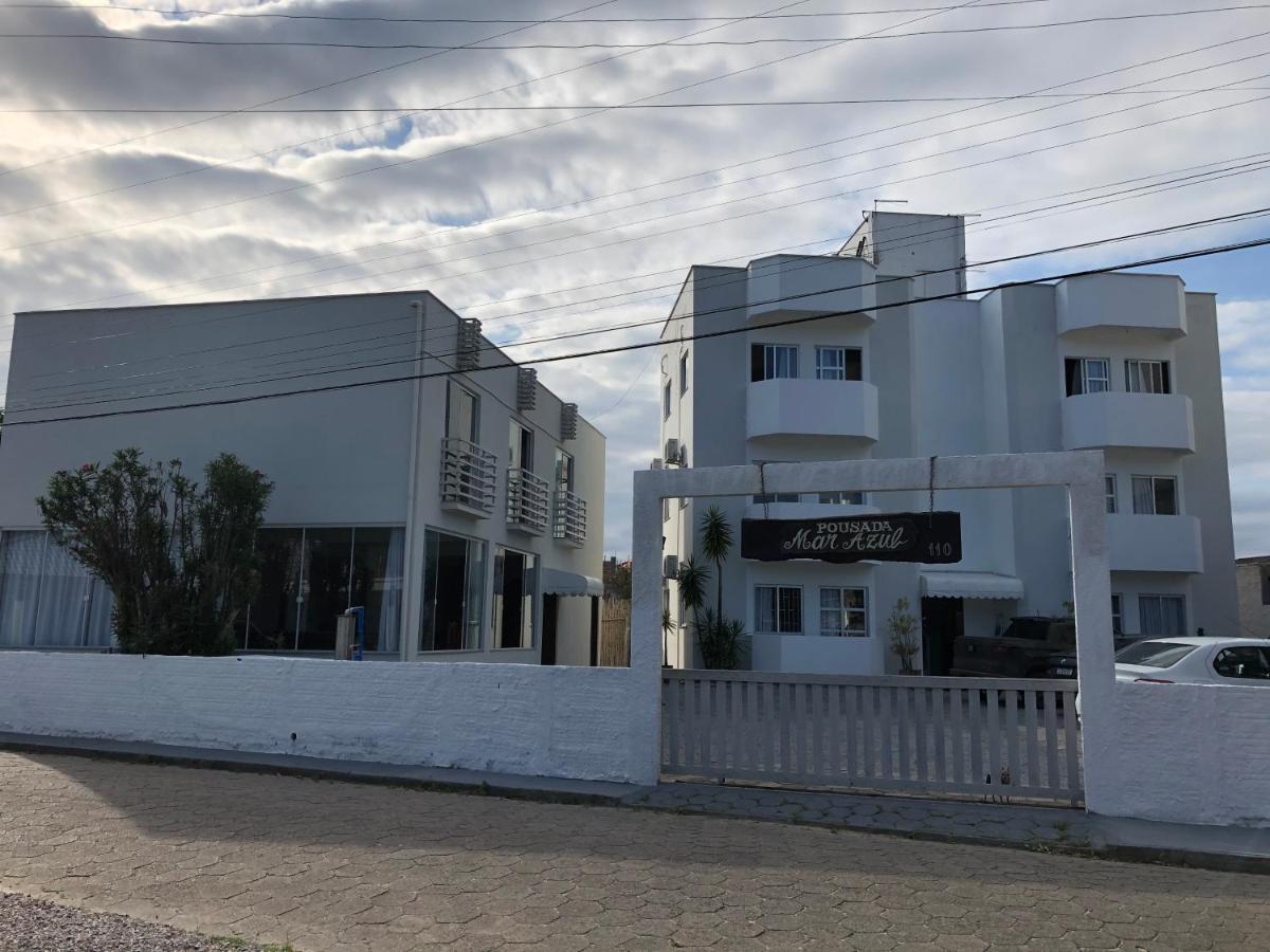 פלהוקה Residencial Mar Azul Praia Da Pinheira מראה חיצוני תמונה