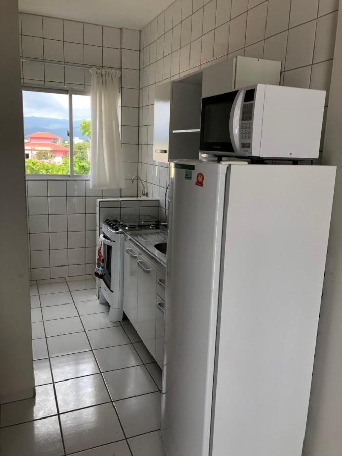 פלהוקה Residencial Mar Azul Praia Da Pinheira מראה חיצוני תמונה