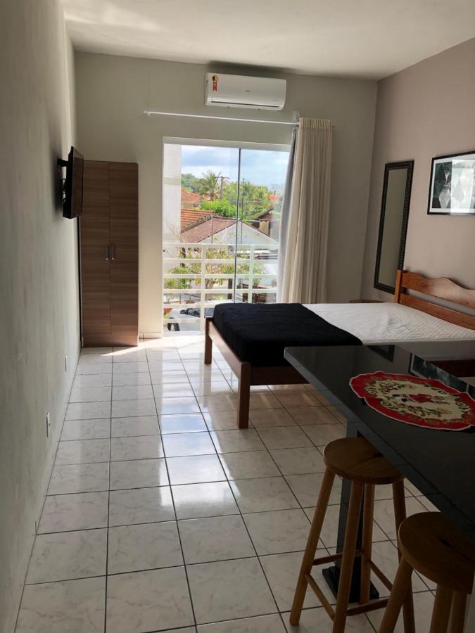 פלהוקה Residencial Mar Azul Praia Da Pinheira מראה חיצוני תמונה
